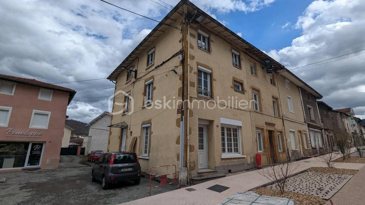 Maison à SAINTE-FOY-L&#039;ARGENTIERE