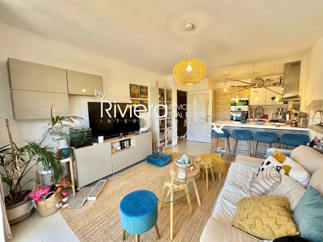 Appartement à LA CROIX-VALMER