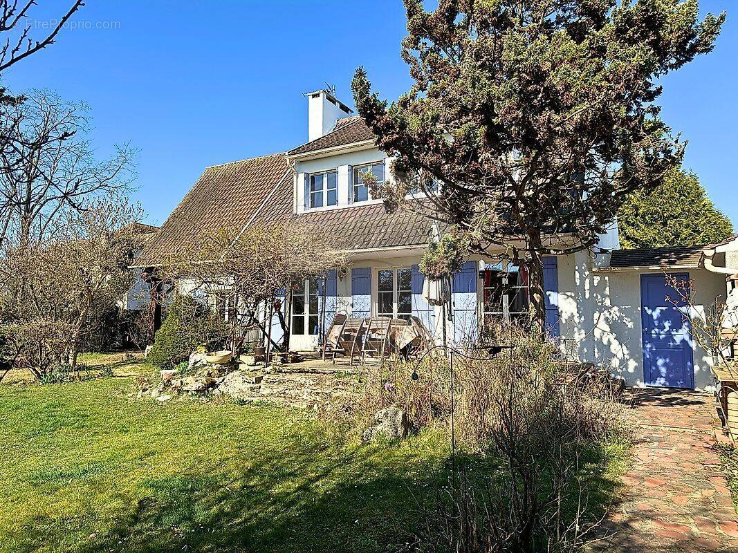 Maison à SENLIS