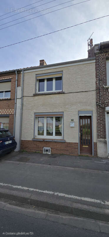 Maison à DOUVRIN