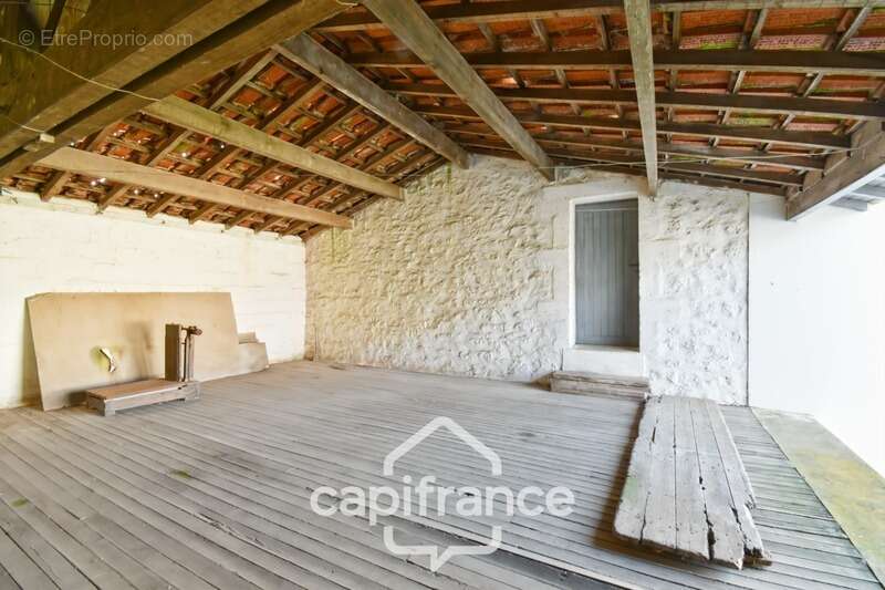 Maison à VARAIZE