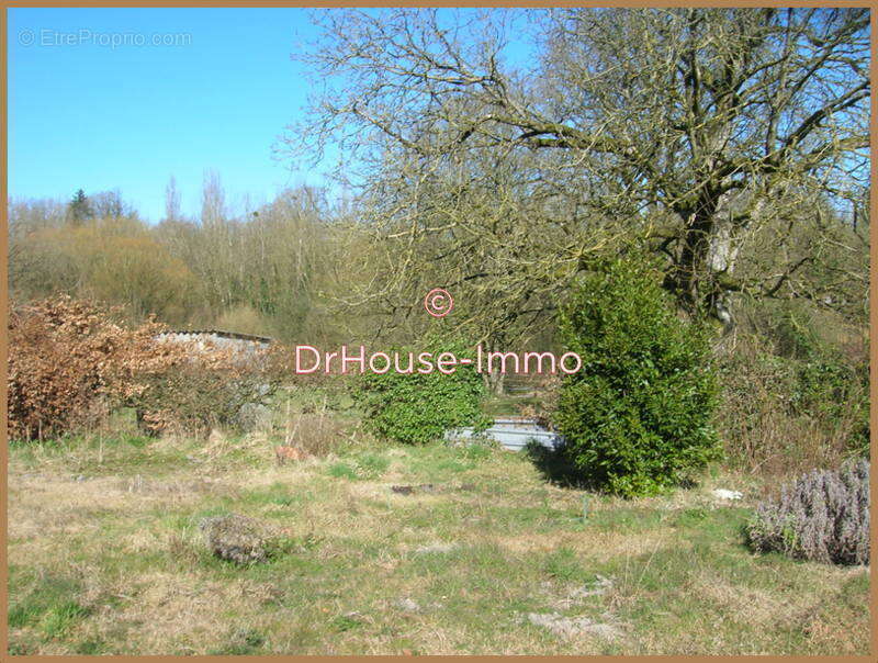Terrain à CLERMONT-EN-ARGONNE