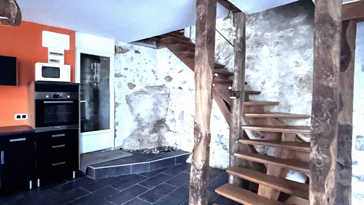 Maison à ARGENTON-SUR-CREUSE