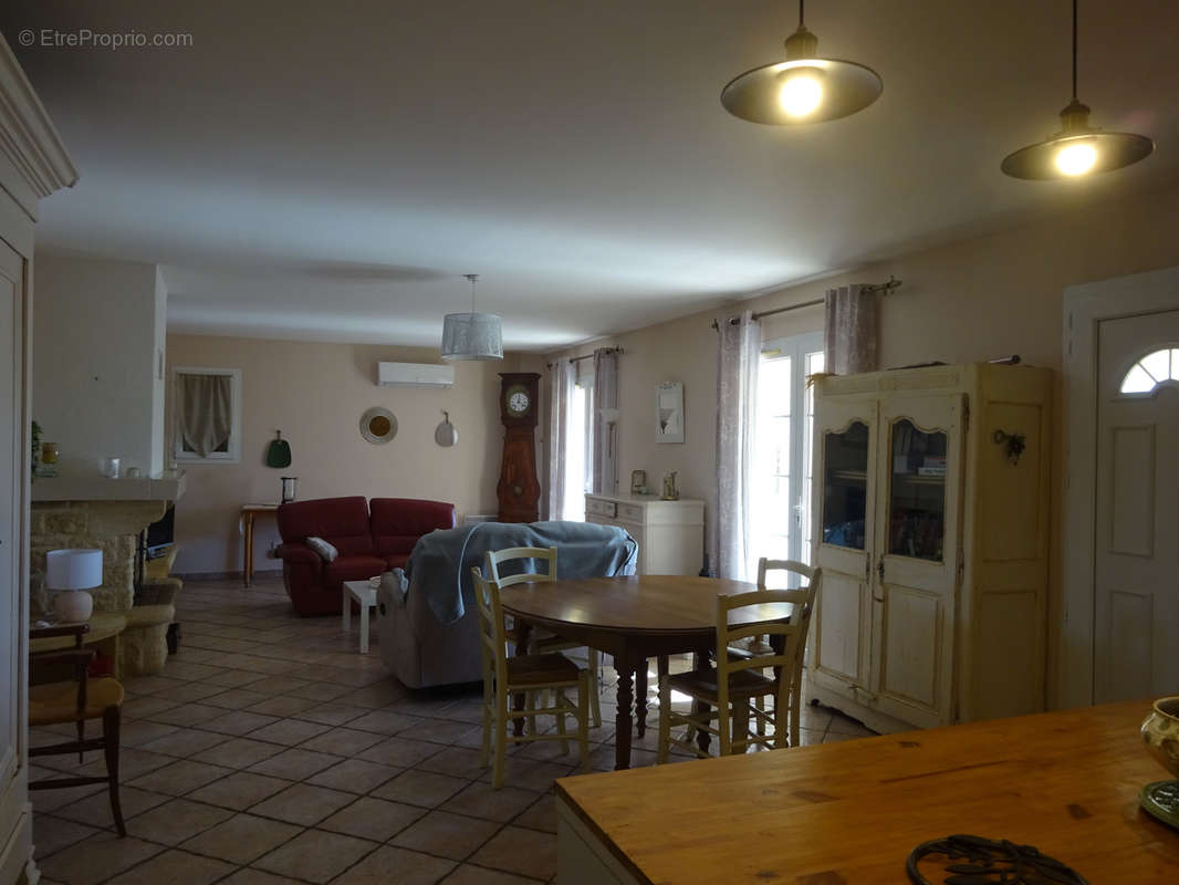 Maison à LEDIGNAN