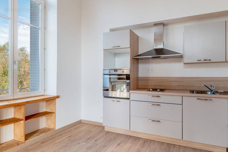 Appartement à LENTILLY