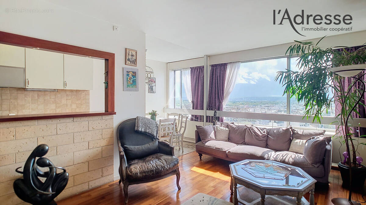 Appartement à PUTEAUX