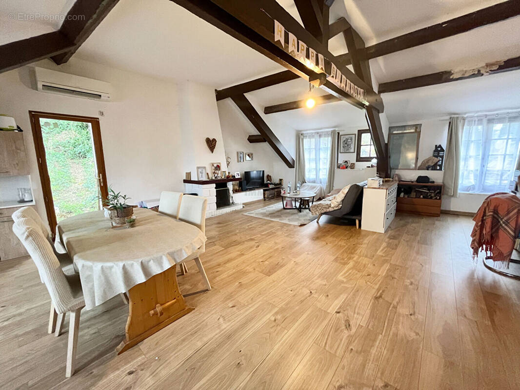 Appartement à LA FERTE-SOUS-JOUARRE