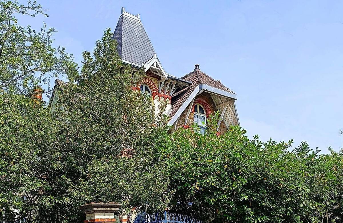 Maison à NEUILLY-PLAISANCE