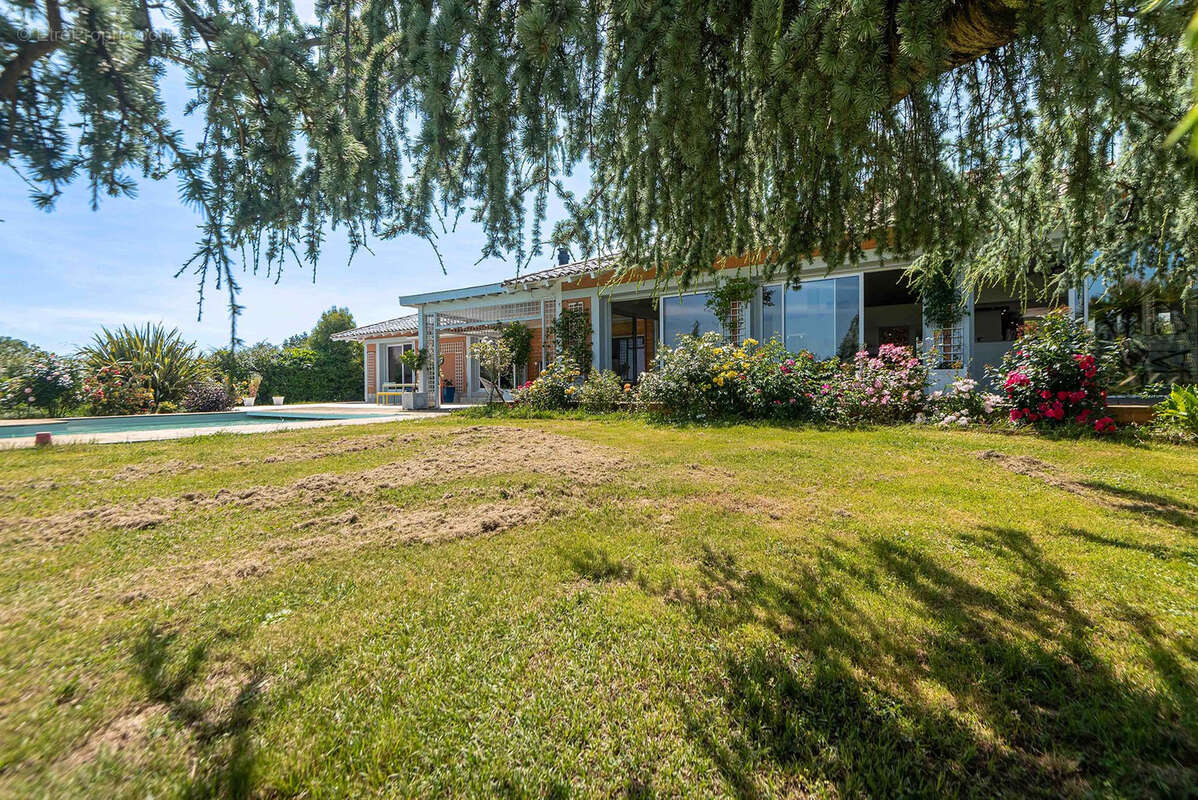 Maison à CARIGNAN-DE-BORDEAUX