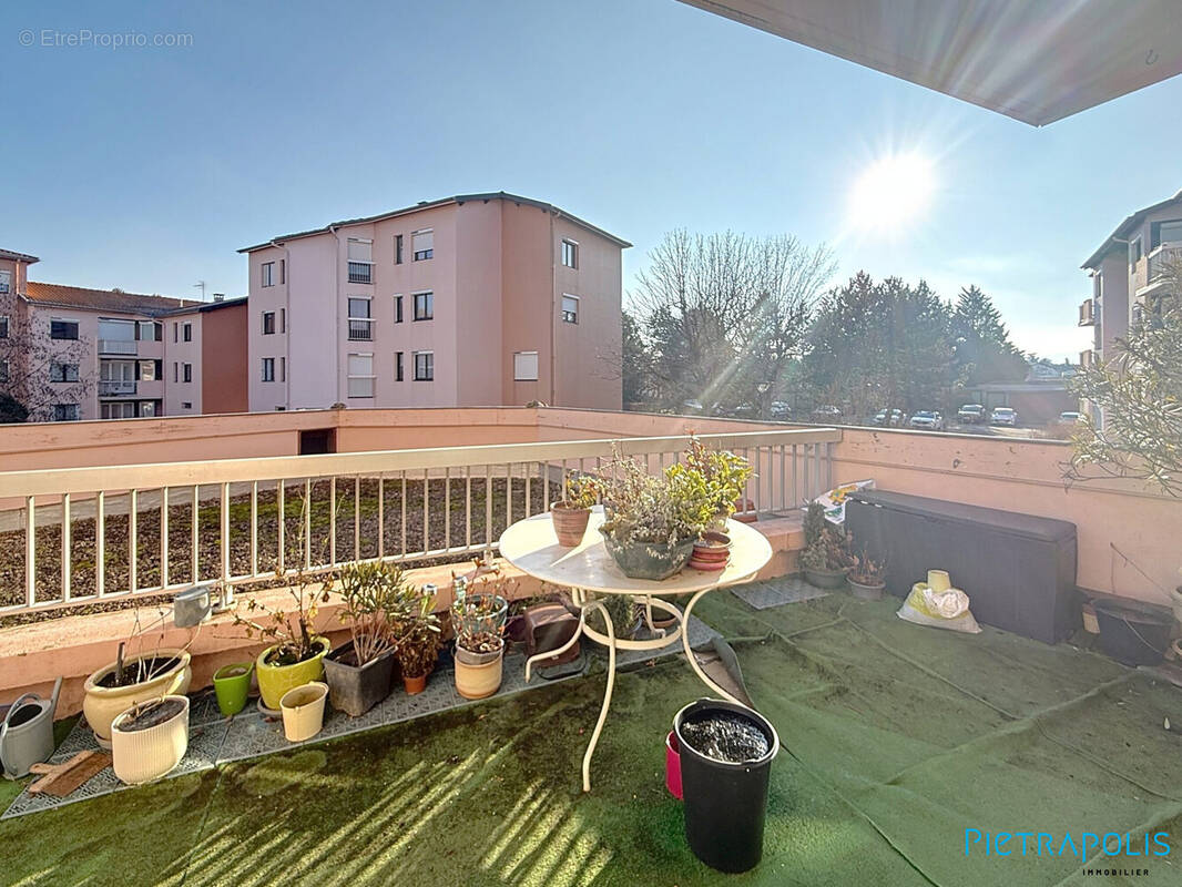 Appartement à RIORGES