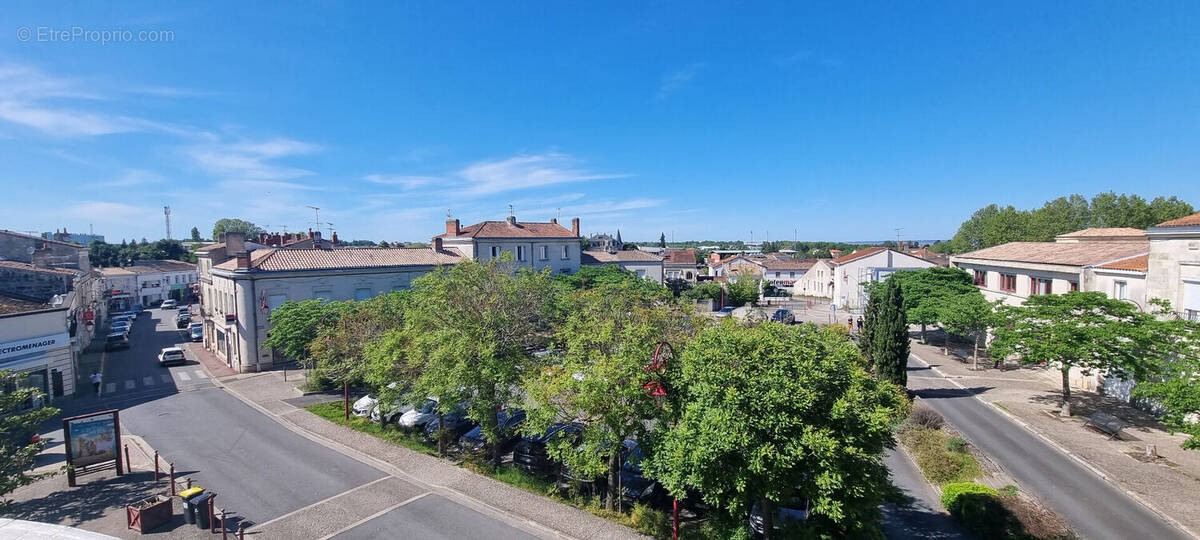 Maison à PAUILLAC