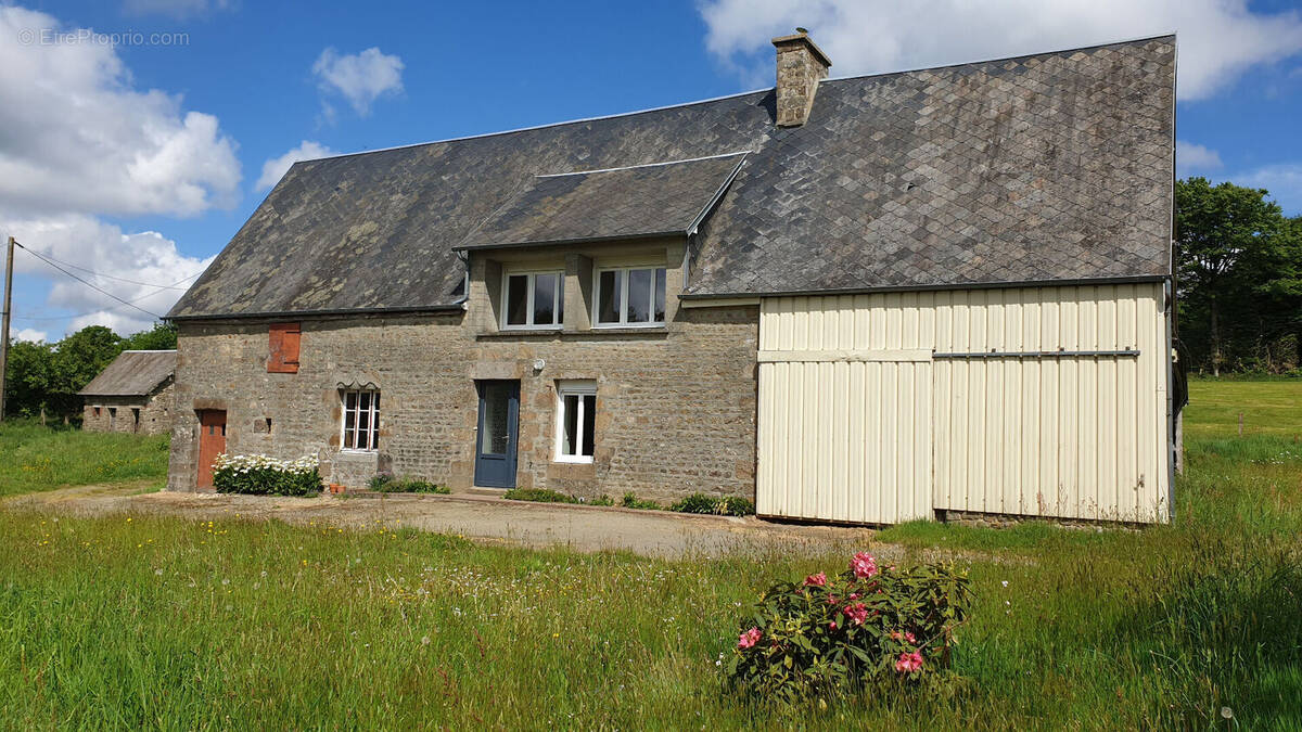 Maison à SOURDEVAL
