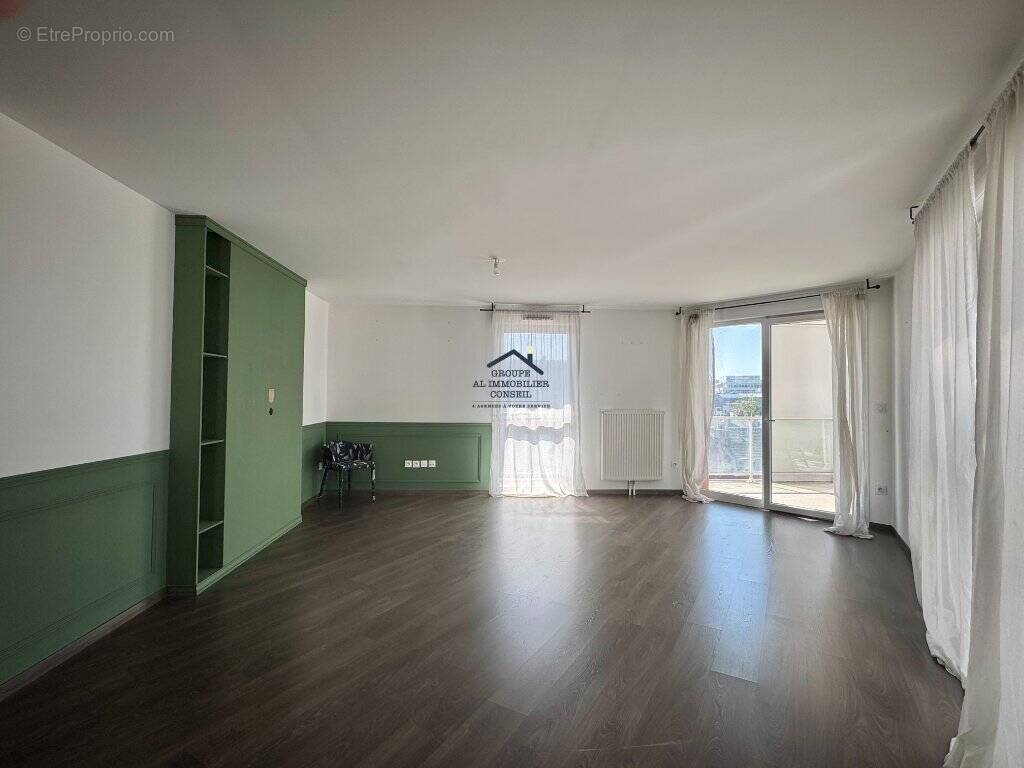 Appartement à LA MADELEINE