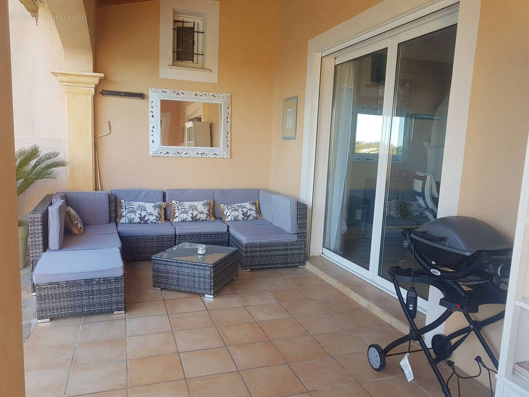 Maison à ROQUEBRUNE-SUR-ARGENS