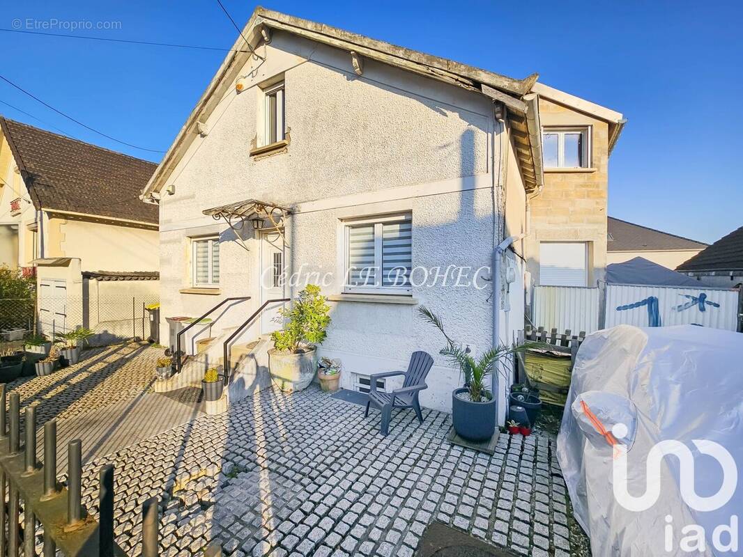 Photo 1 - Maison à BEAUCHAMP
