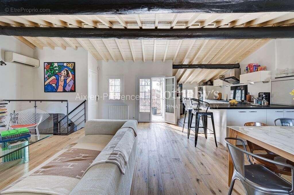 Appartement à AIX-EN-PROVENCE