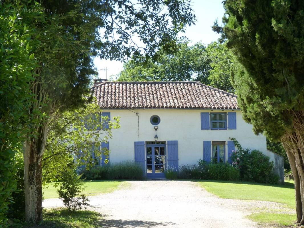 Maison à L&#039;ISLE-EN-DODON