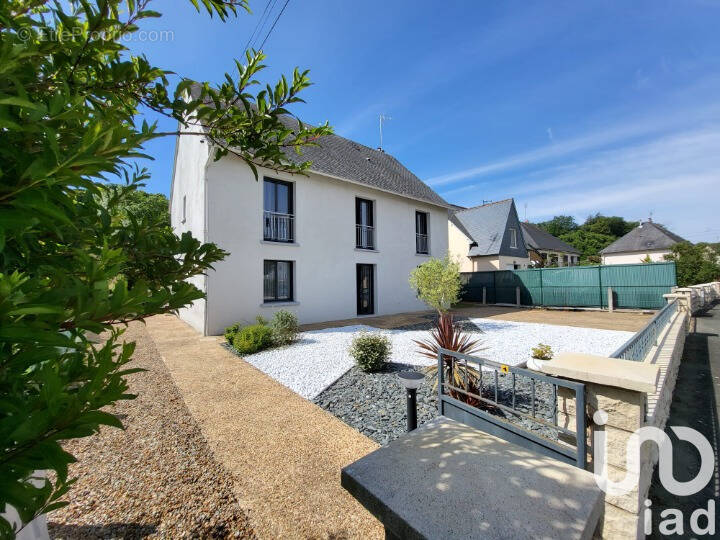 Photo 1 - Maison à LA CHARTRE-SUR-LE-LOIR