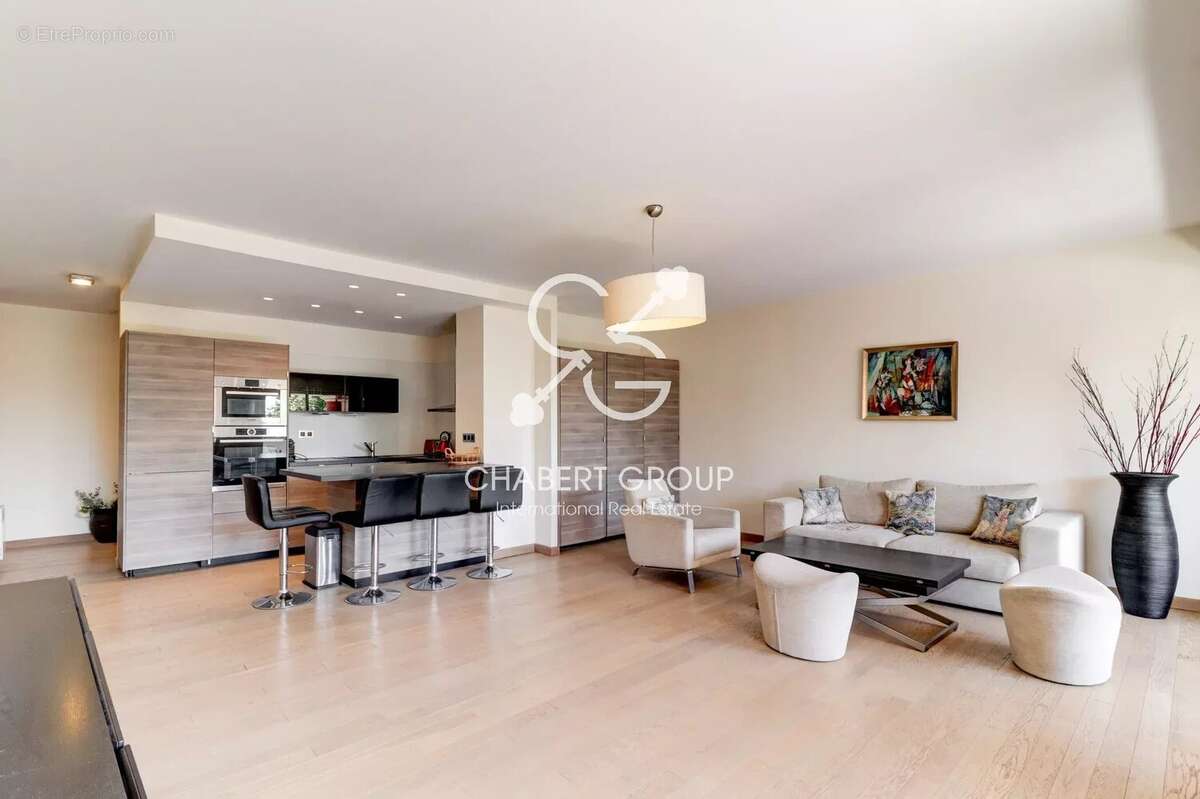 Appartement à VILLEFRANCHE-SUR-MER