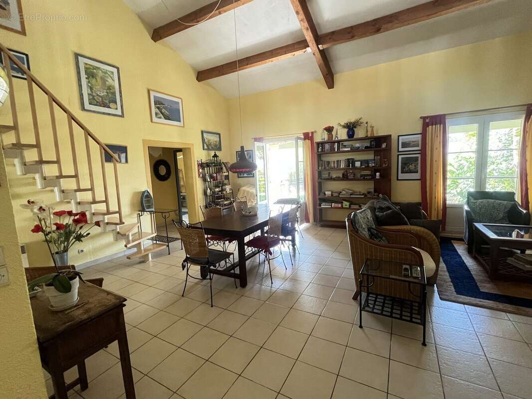 Maison à FRONTIGNAN