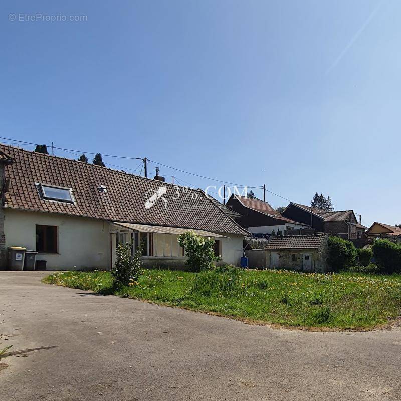 Maison à THIEMBRONNE