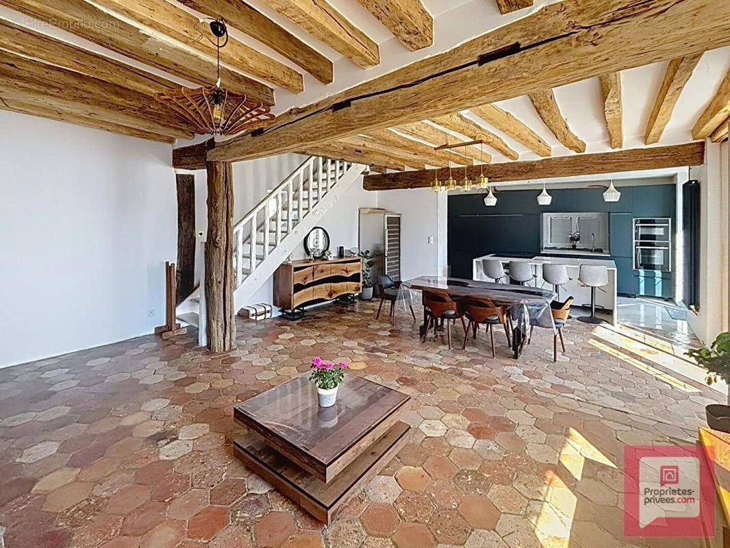 Maison à EPERNON