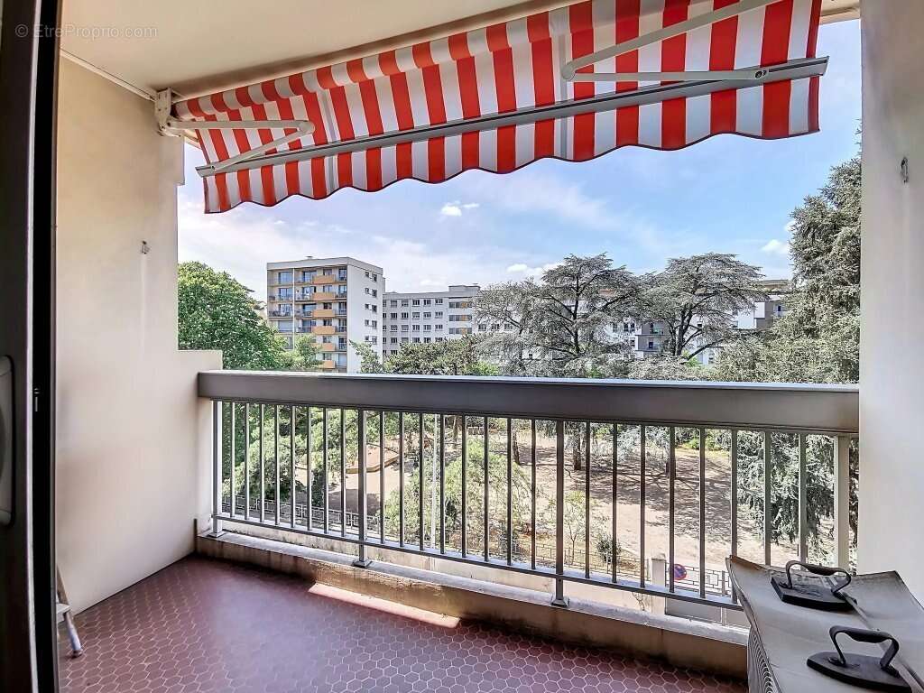 Appartement à LYON-7E
