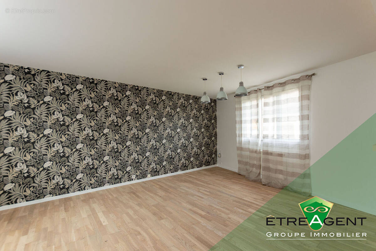 Appartement à PIERRELAYE