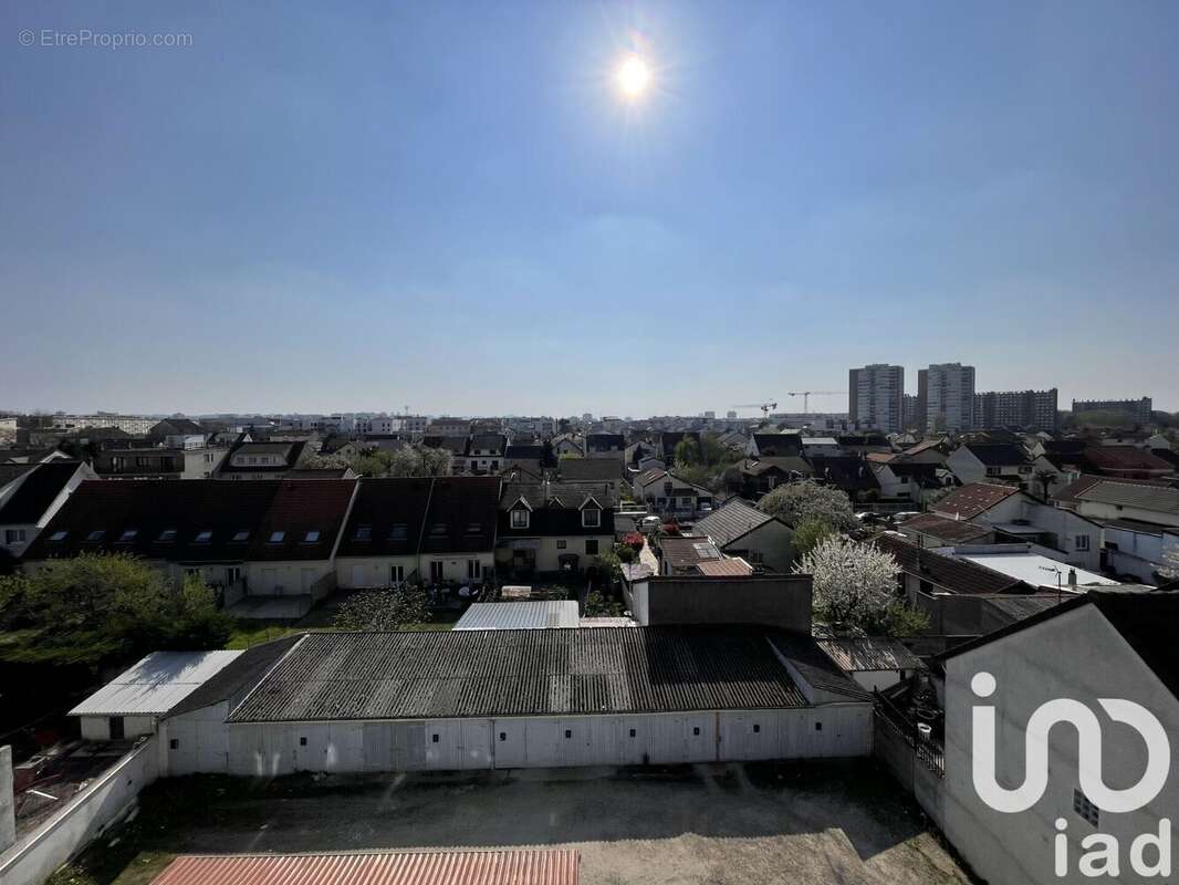 Photo 2 - Appartement à DRANCY