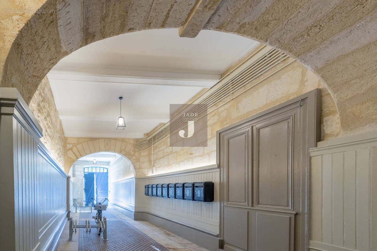Appartement à BORDEAUX