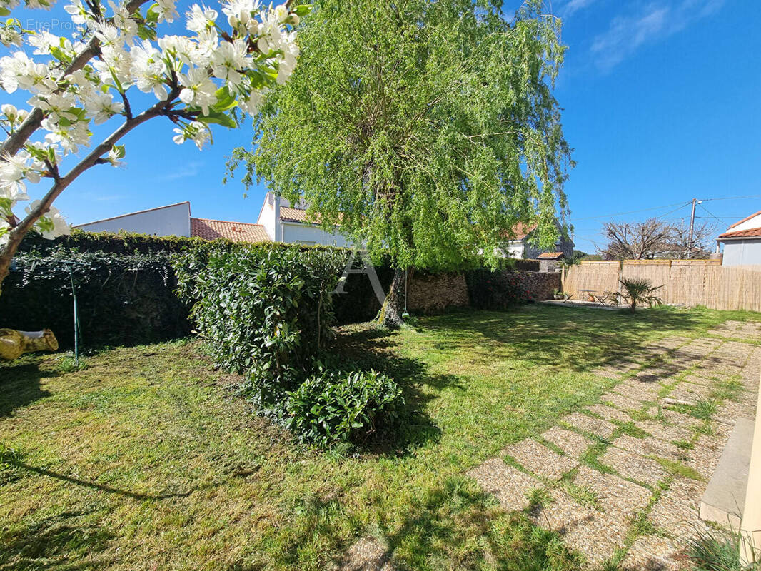 Maison à SAINT-SEBASTIEN-SUR-LOIRE