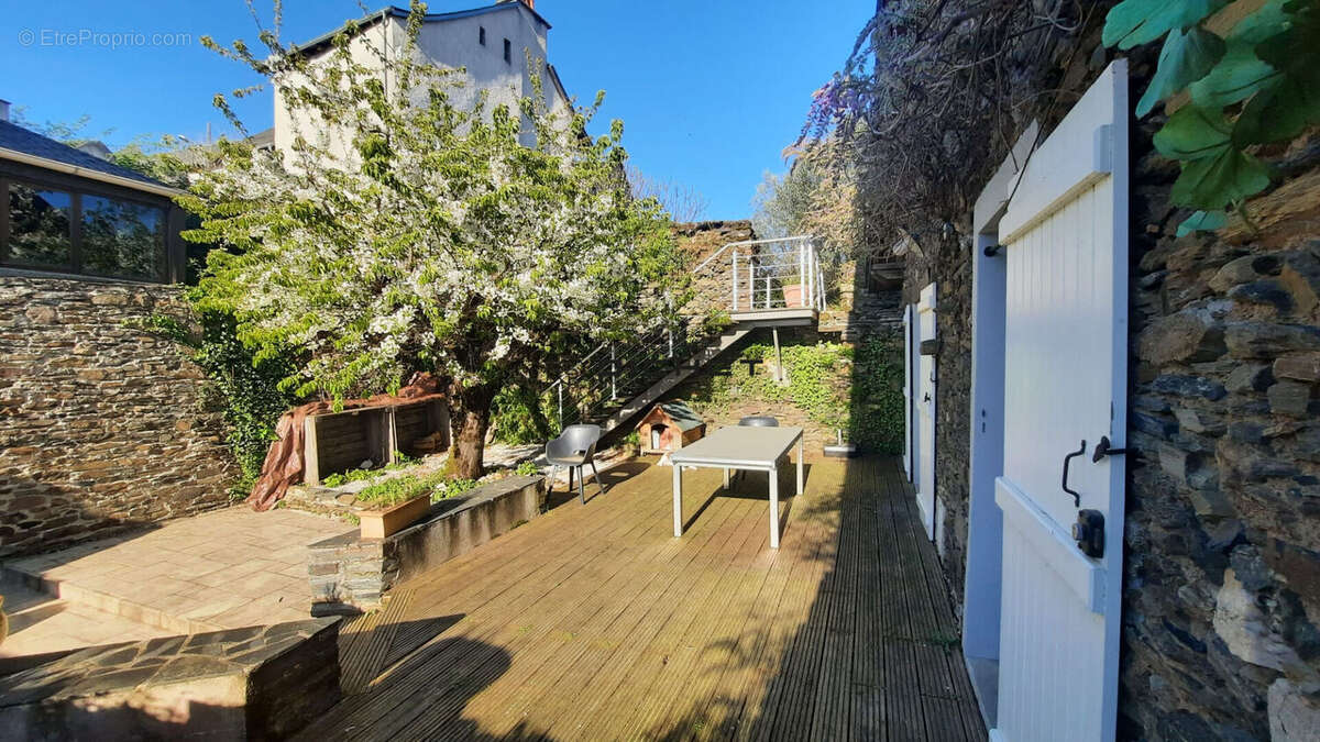 Maison à DONZENAC