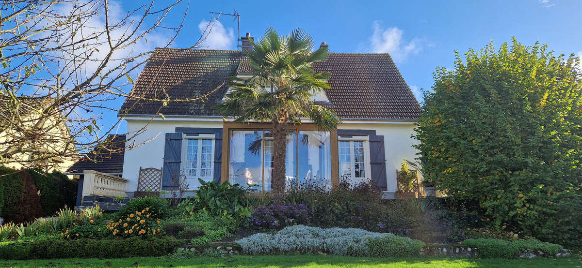 Maison à NEUFCHATEL-EN-BRAY