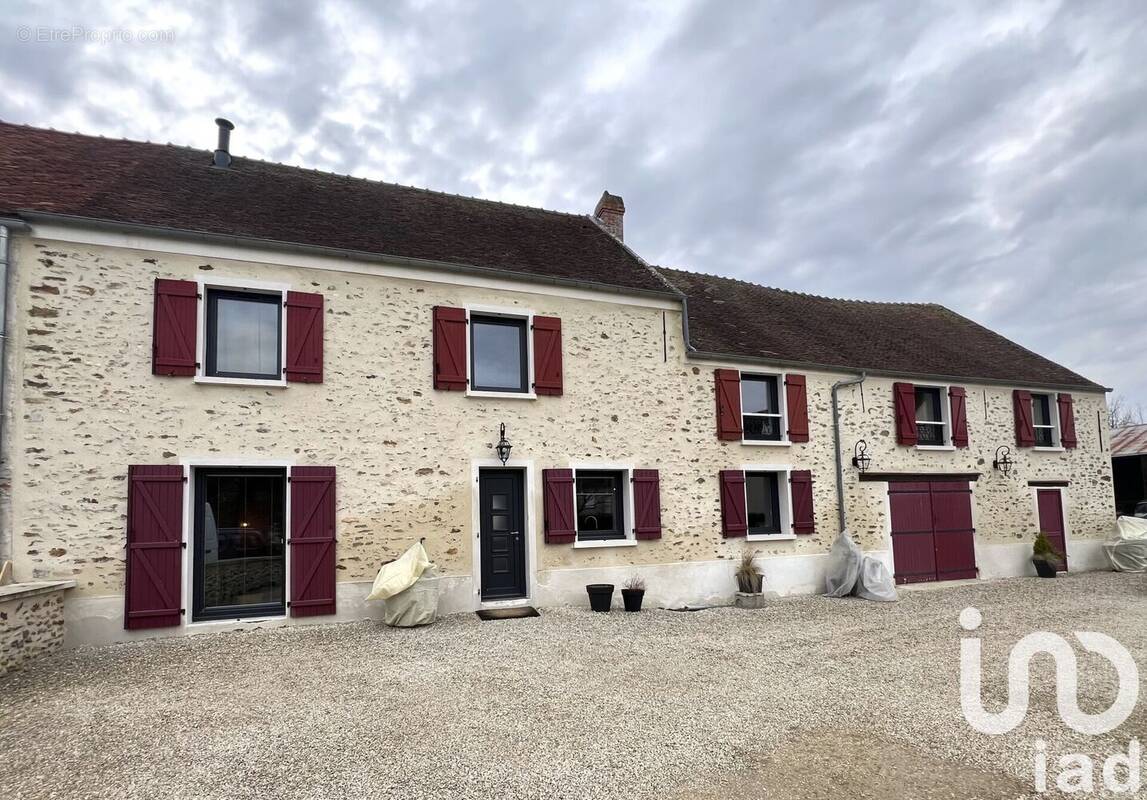 Photo 1 - Maison à CHOISY-EN-BRIE