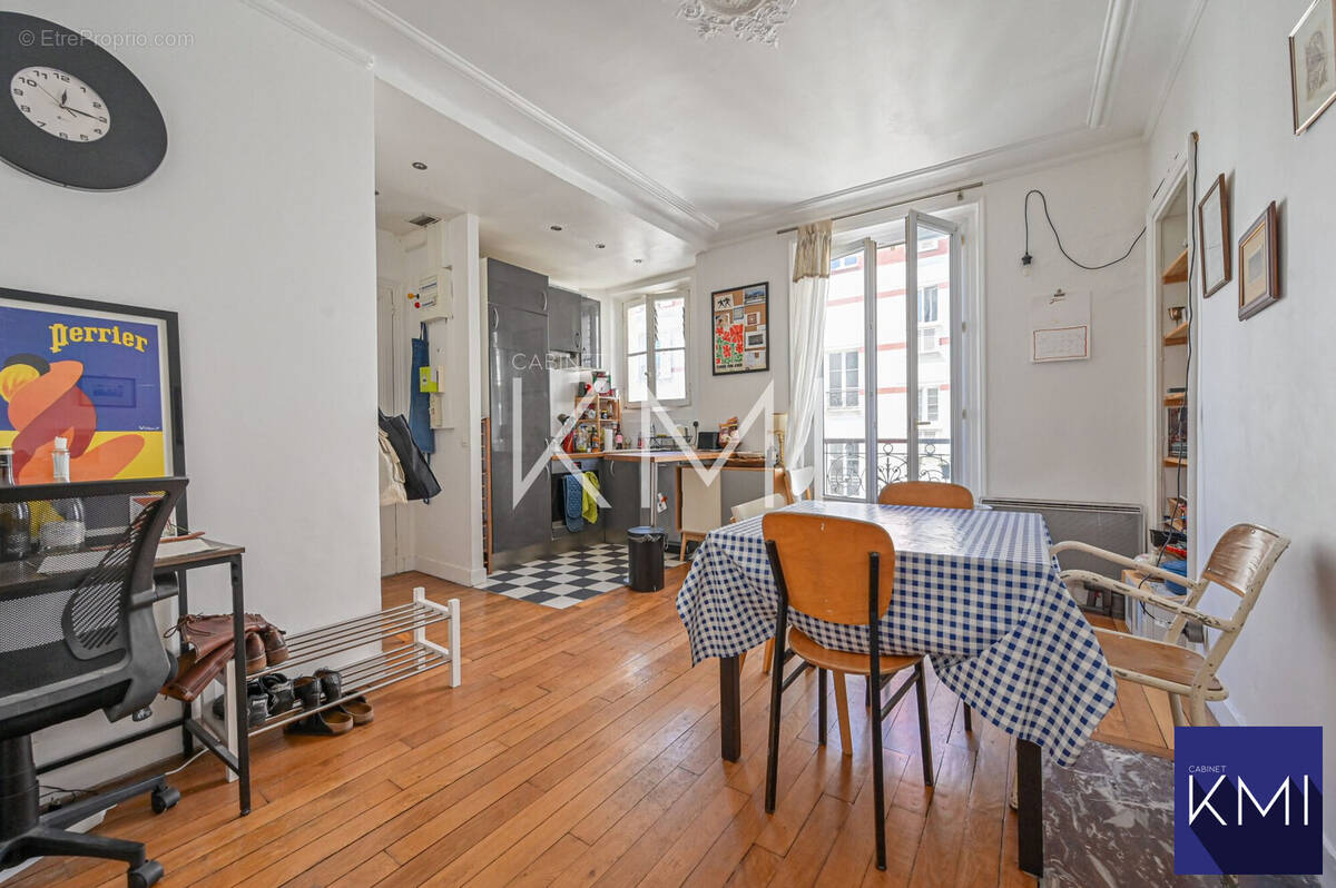 Appartement à PARIS-11E