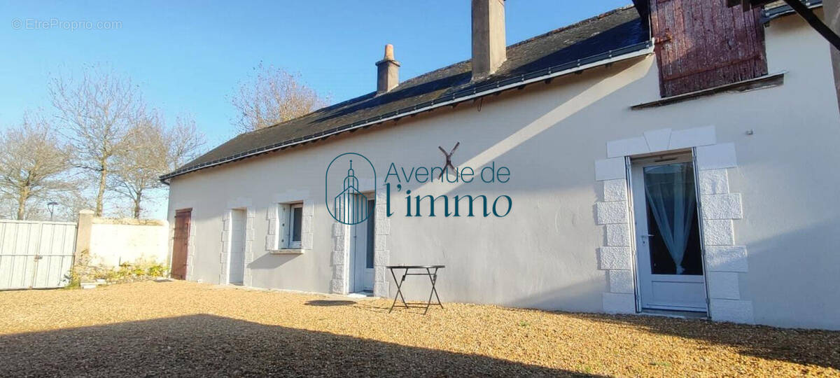 Maison à LONGUE-JUMELLES
