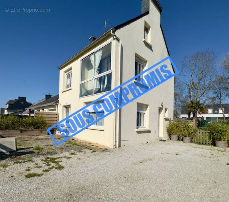 Maison à PLEYBEN