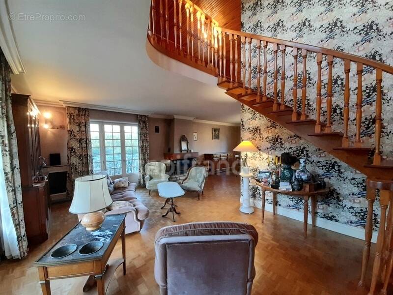 Maison à PLOGONNEC