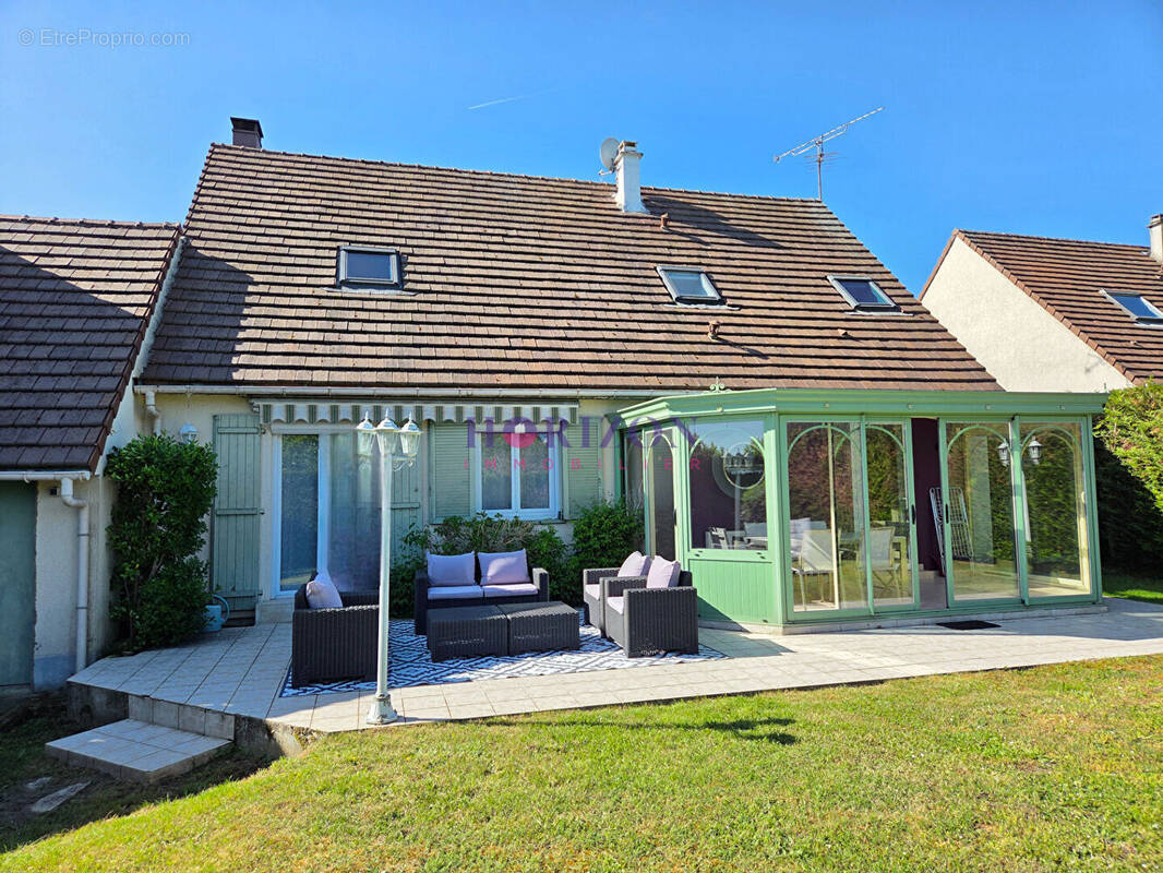 Maison à LA CHAPELLE-EN-SERVAL