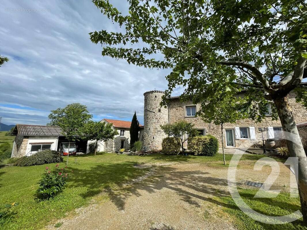 Maison à SARRAS