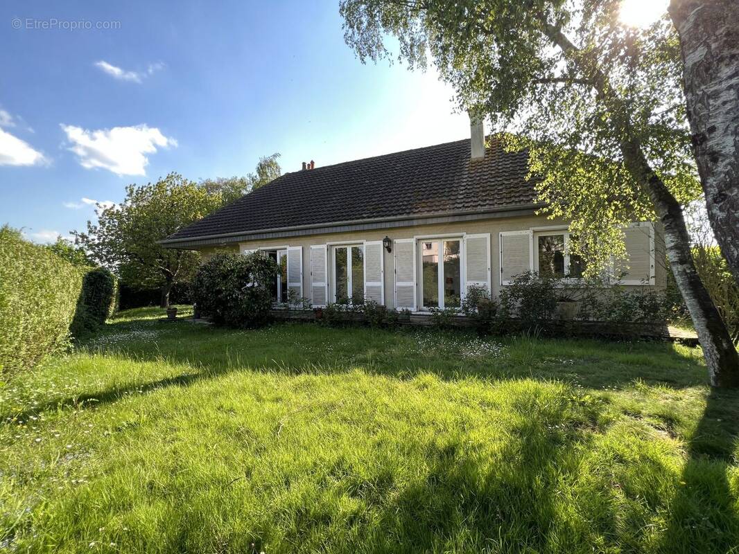 Maison à SERVON-SUR-VILAINE