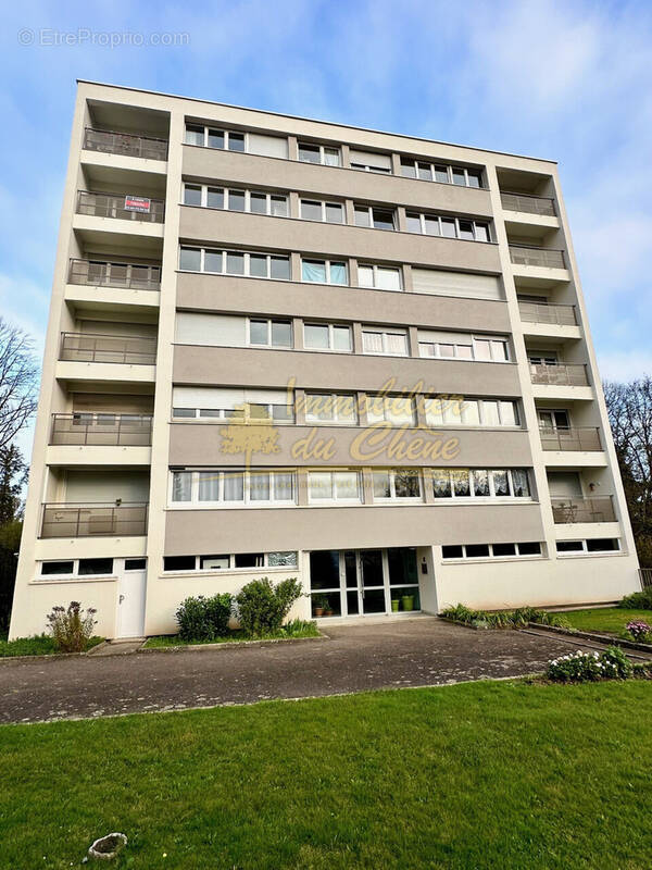 Appartement à LUXEUIL-LES-BAINS