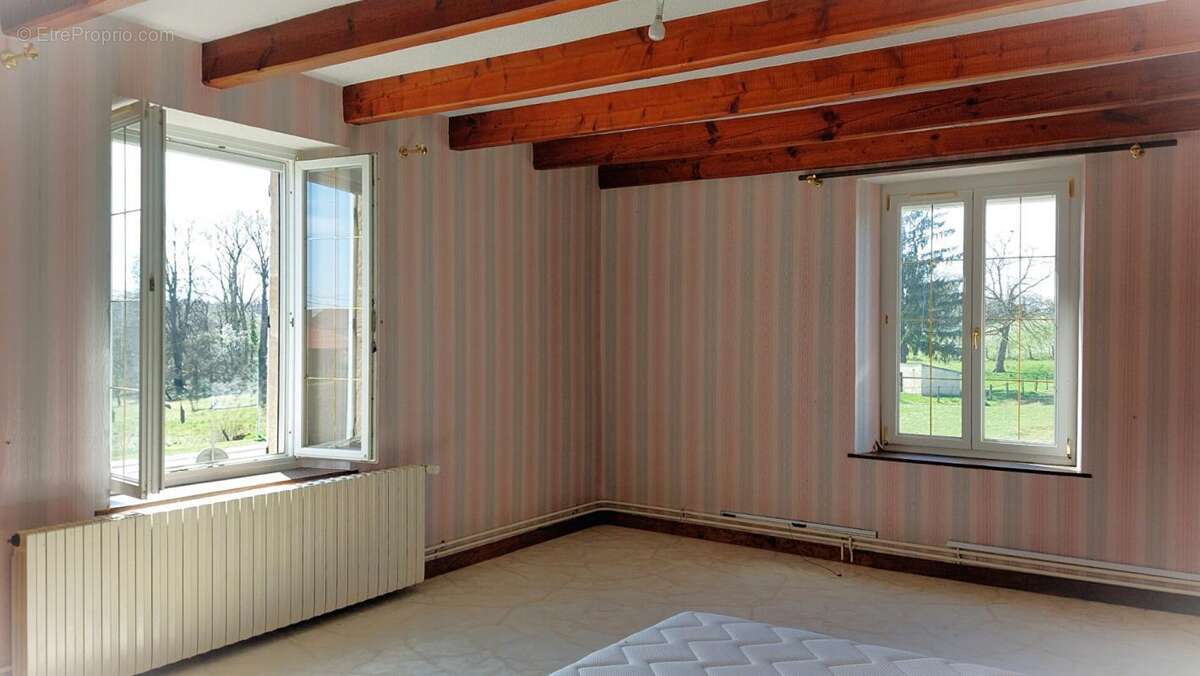 Maison à MARTINVELLE