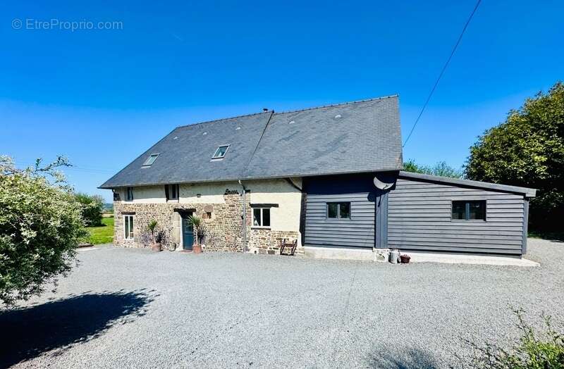 Maison à PERCY