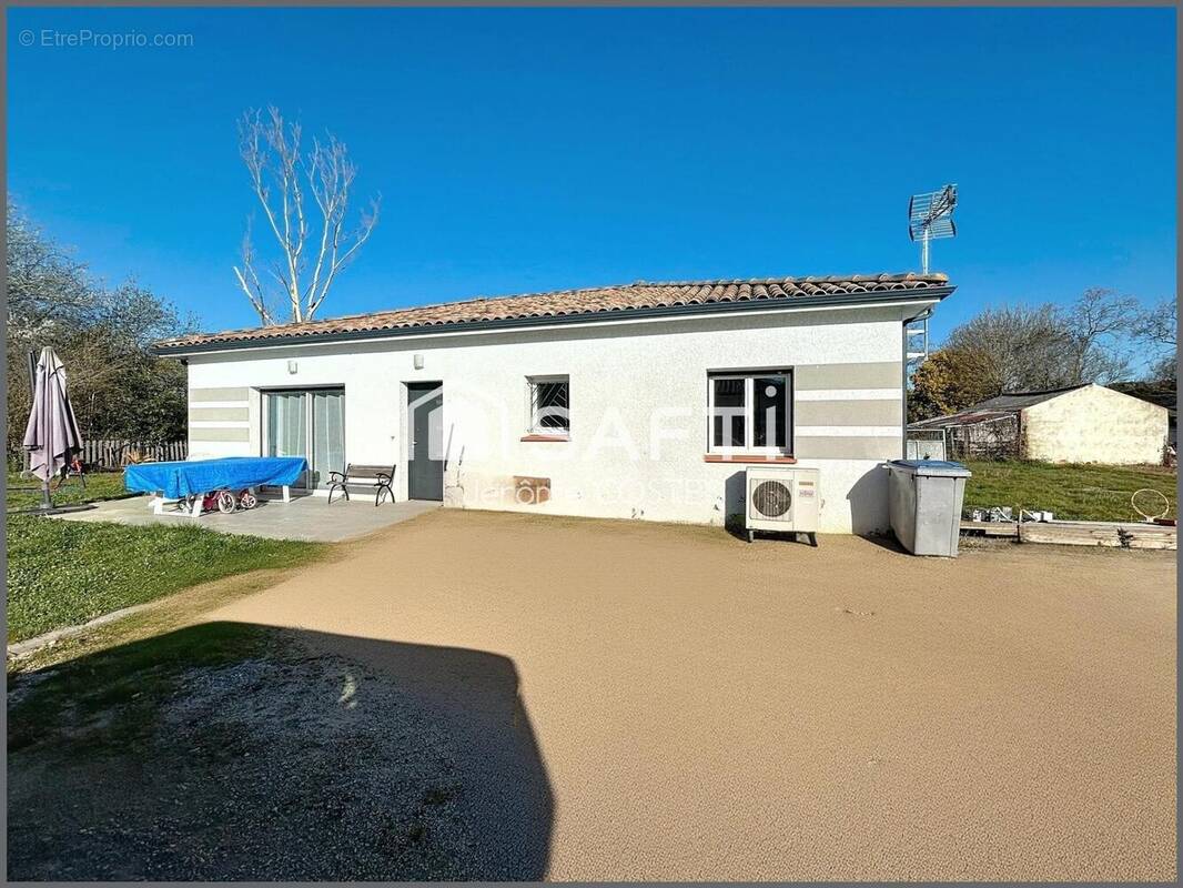 Photo 1 - Maison à LACOURT-SAINT-PIERRE