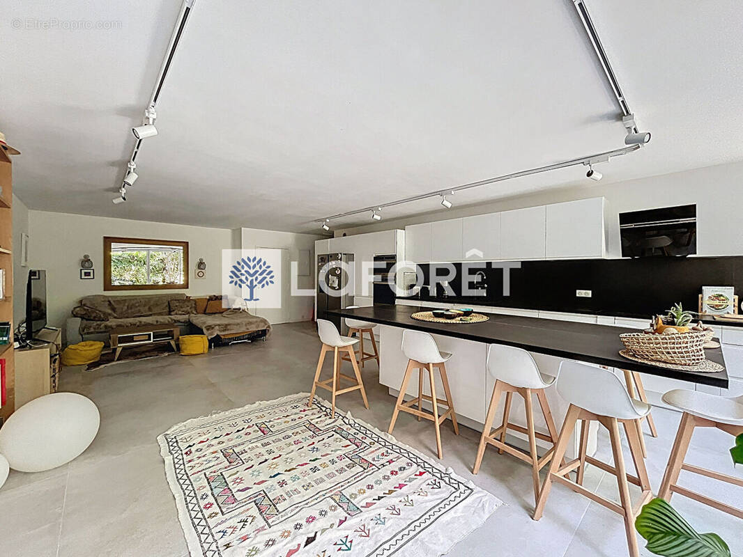 Appartement à BEAUSOLEIL