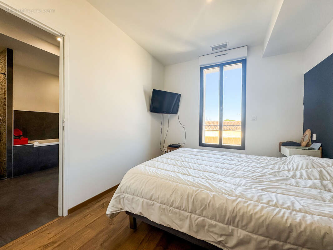 Appartement à MAUGUIO