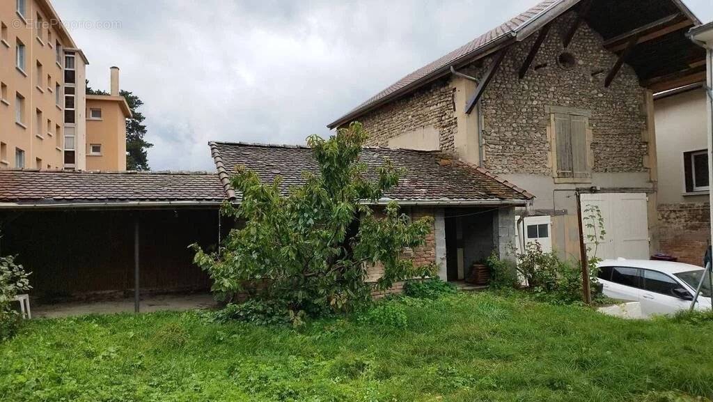 Maison à RIVES