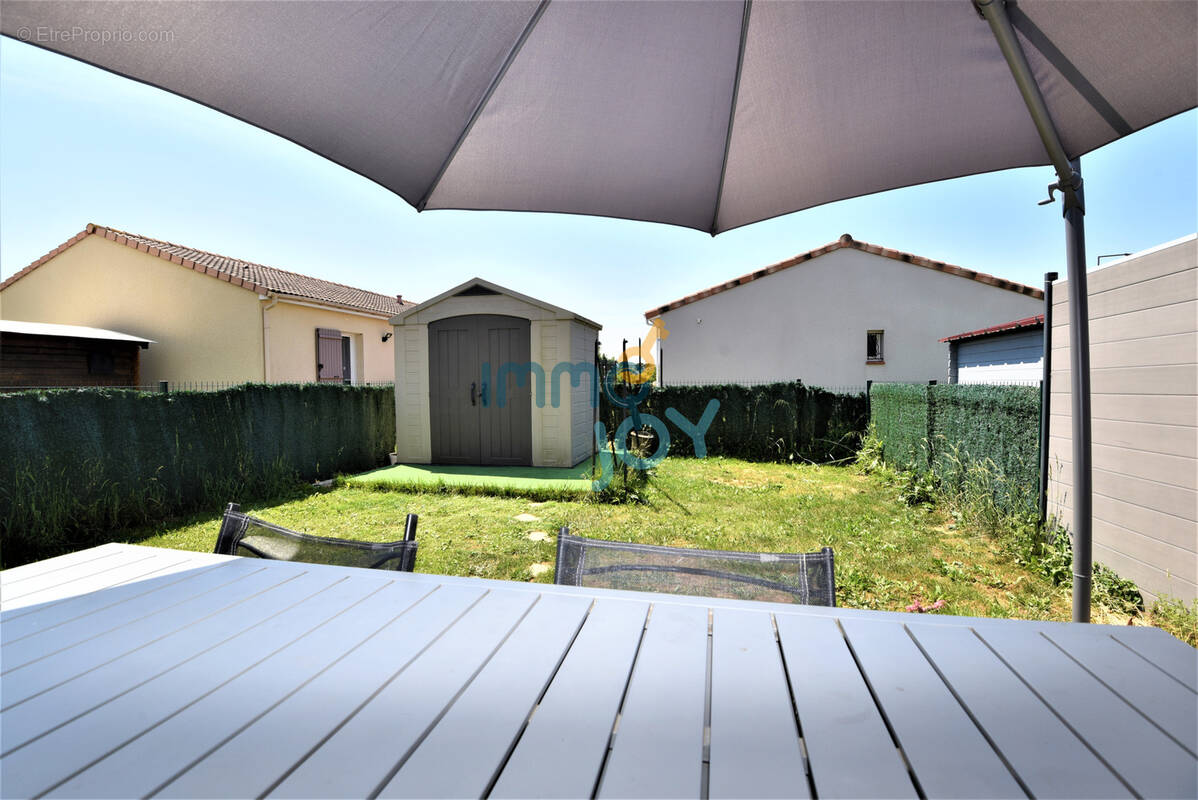 Maison à SAINT-HILAIRE