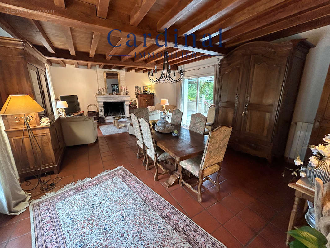 Maison à COURSAC